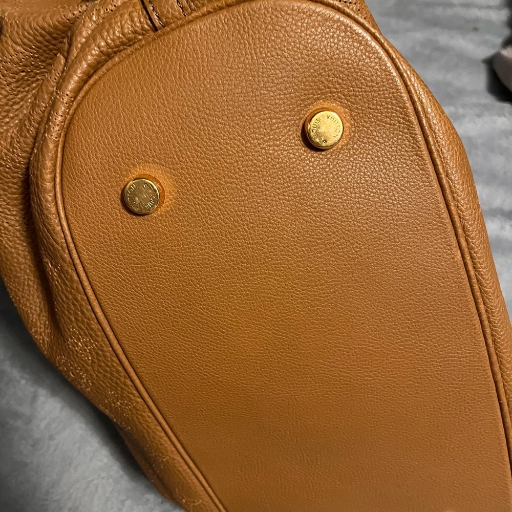 Louis Vuitton Brown Mahina Leather Hobo Bag - Picture 7 of 15